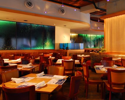 Legal Sea Foods, Park Square